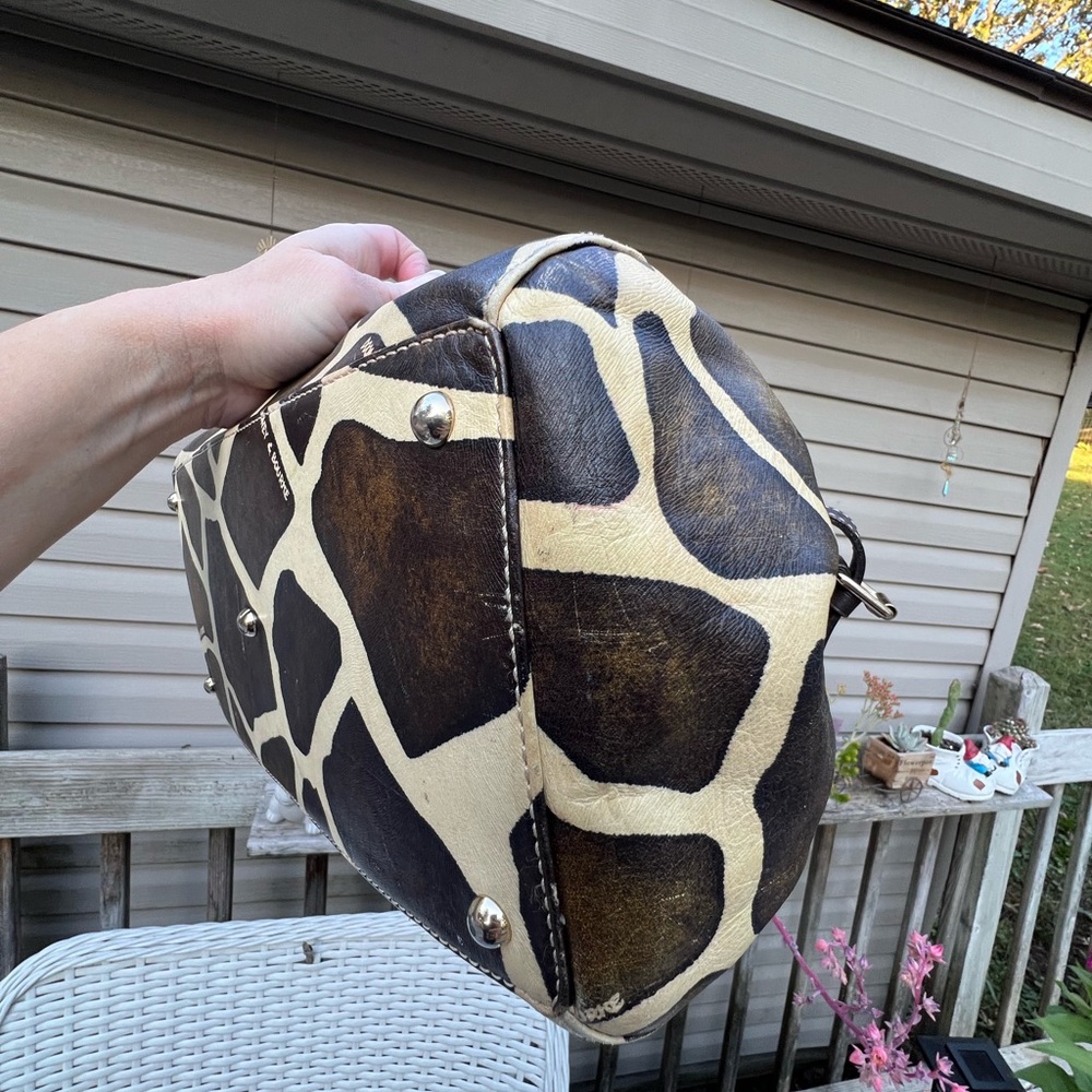 Dooney & Bourke Giraffe Large Leather Lock Logo Satchel ~RARE~RETIRED~ - Picture 11 of 16